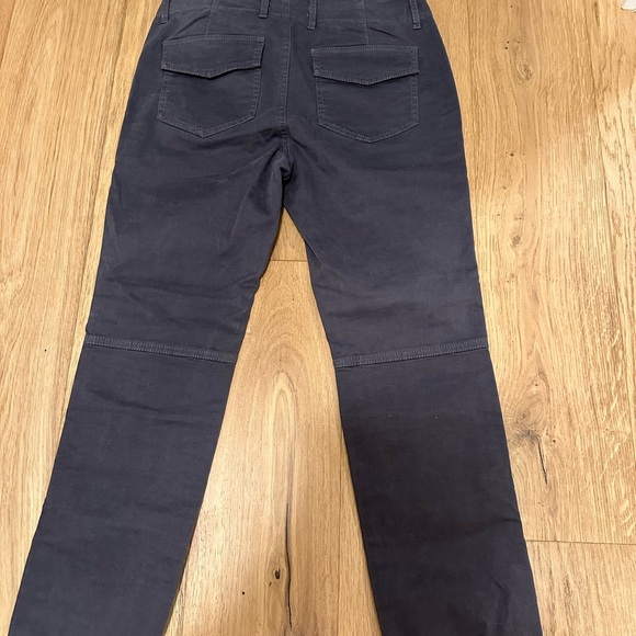 Women’s Gray Aritzia Pants - Picture 4 of 6